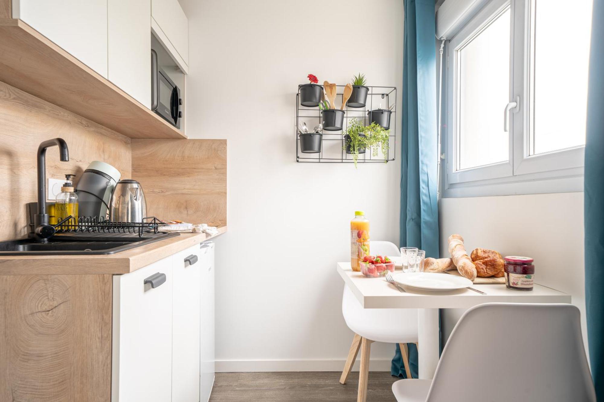 Suite Le Studio Litchi Baigne De Lumieres & Proche Des Plages Saint-Nazaire  Zewnętrze zdjęcie